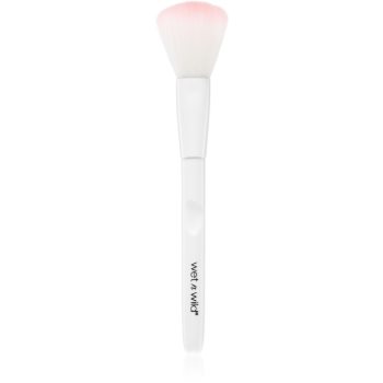Wet n Wild Essential Blush Brush pensula pentru aplicare fard obraz - imagine 2
